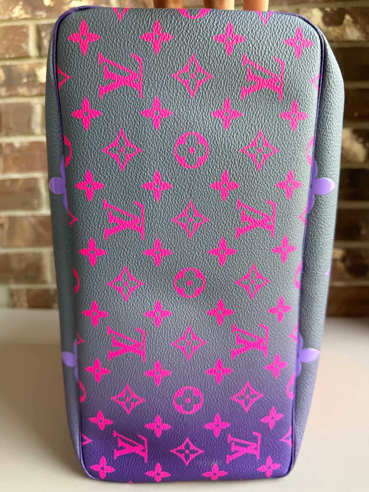Louis Vuitton Neverfull Spring in the City Monogram Giant MM Midnight Fuchsia 90038