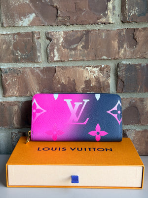 Louis Vuitton Midnight Fuschia Zippy Wallet 23456