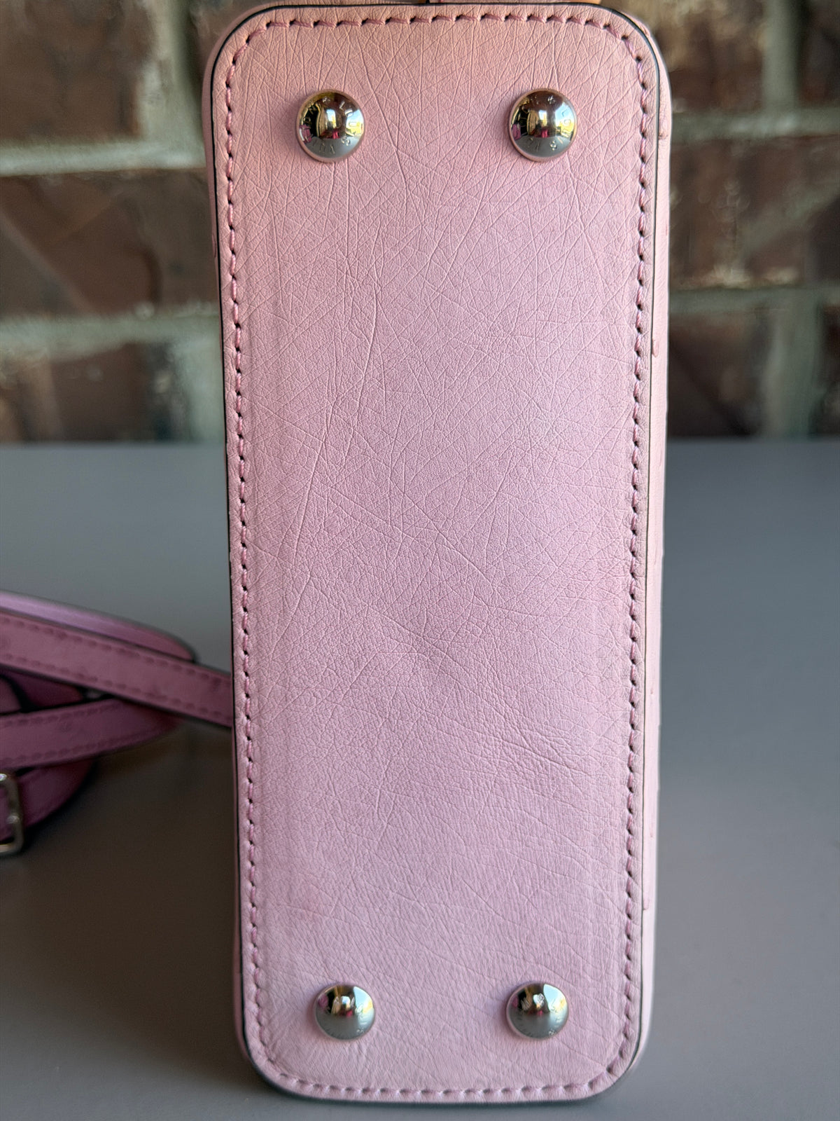 Louis Vuitton Capucines Bag Ostrich Mini	Pink 45629