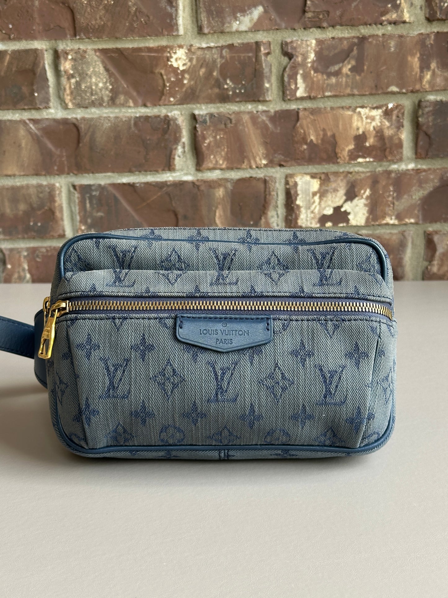 Louis Vuitton Outdoor BumBag Monogram Denim 38923