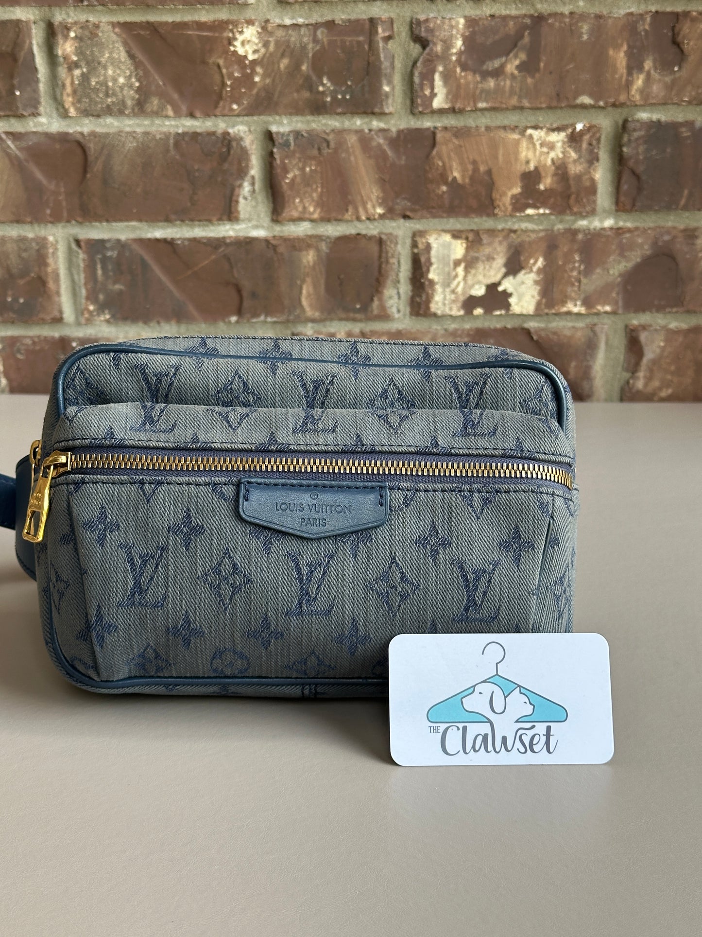 Louis Vuitton Outdoor BumBag Monogram Denim 38923