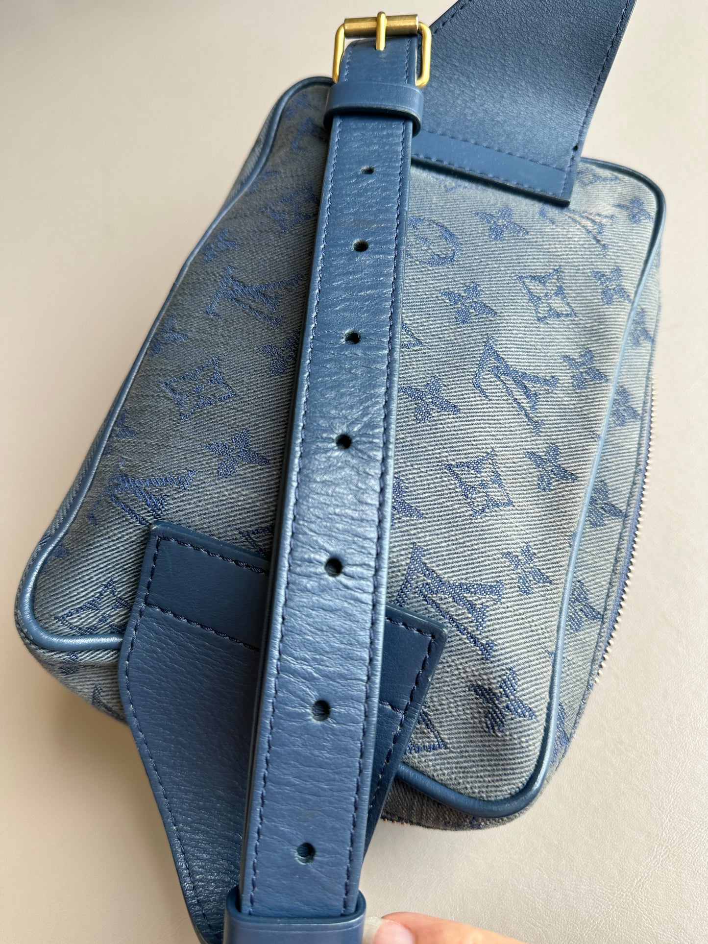 Louis Vuitton Outdoor BumBag Monogram Denim 38923