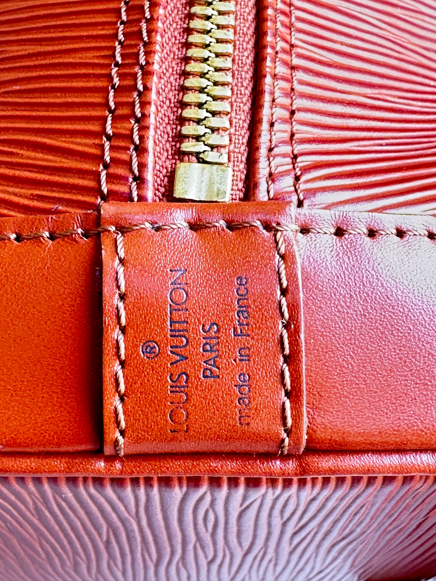 Louis Vuitton Vintage Alma Handbag Epi Leather PM Kenyan Fawn 87324