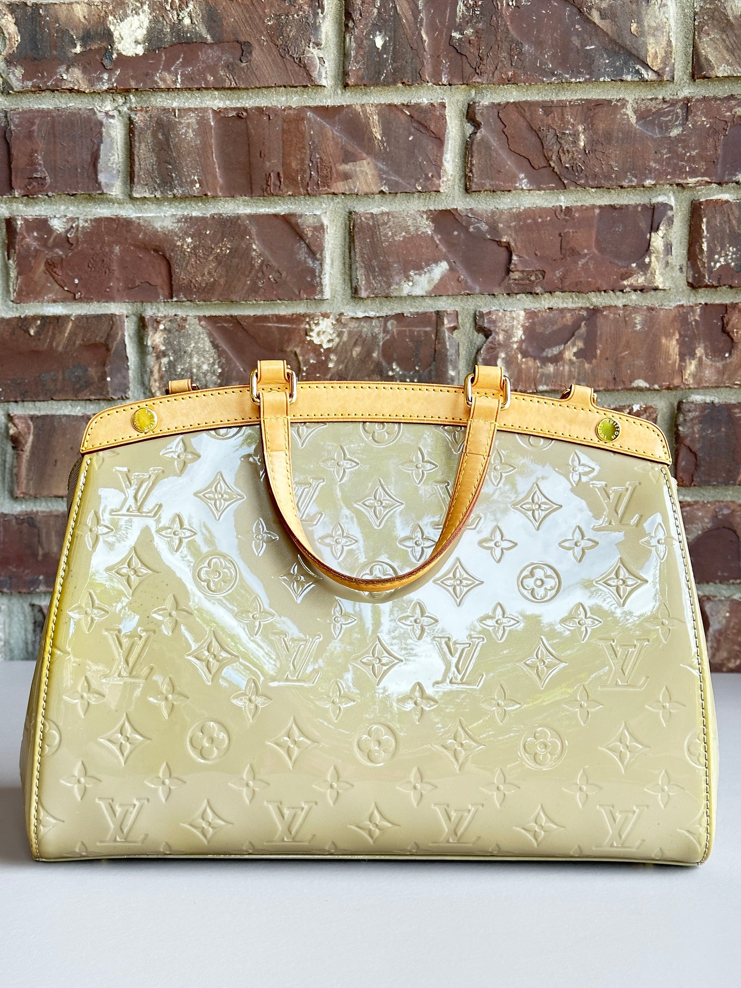 Louis Vuitton Brea Handbag Monogram Vernis MM 83274