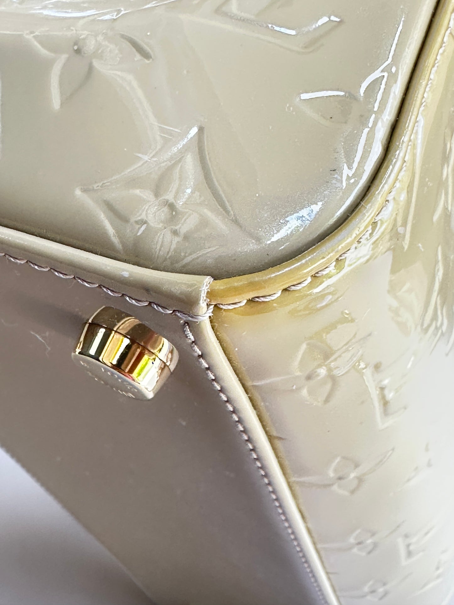 Louis Vuitton Brea Handbag Monogram Vernis MM 83274