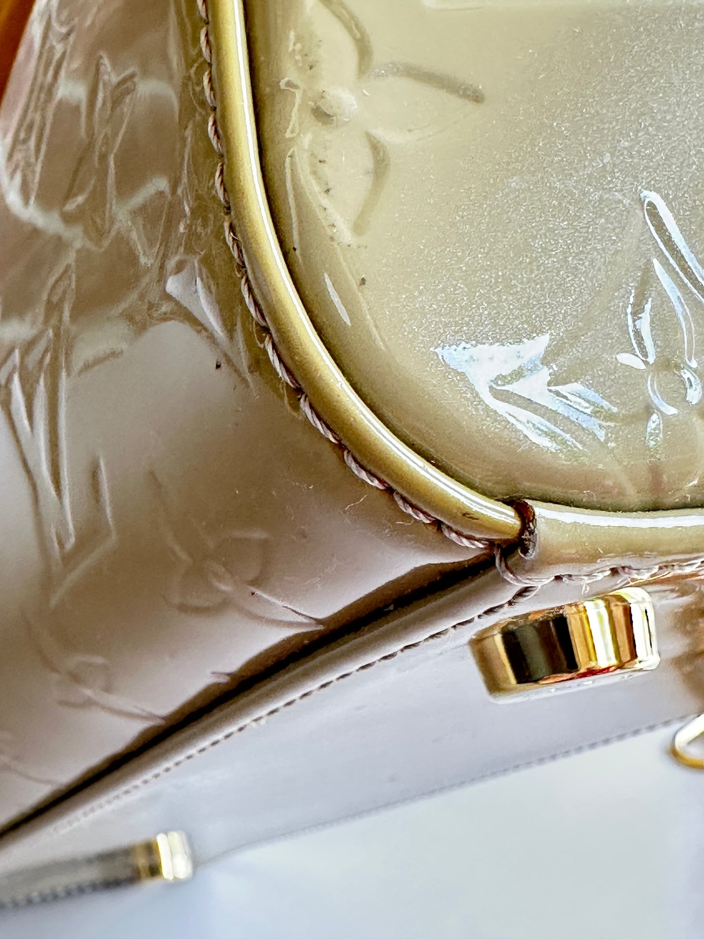 Louis Vuitton Brea Handbag Monogram Vernis MM 83274