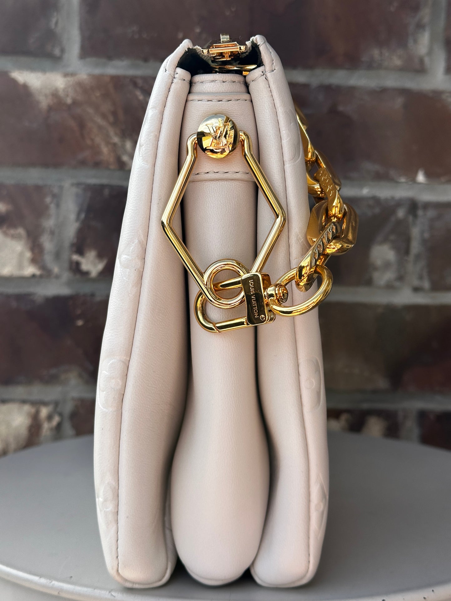 Louis Vuitton Coussin Bag Lambskin PM 41103