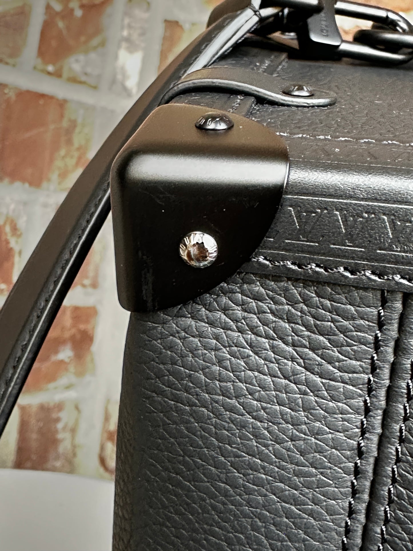 Louis Vuitton Side Trunk Handbag Taurillon Leather MM 41124