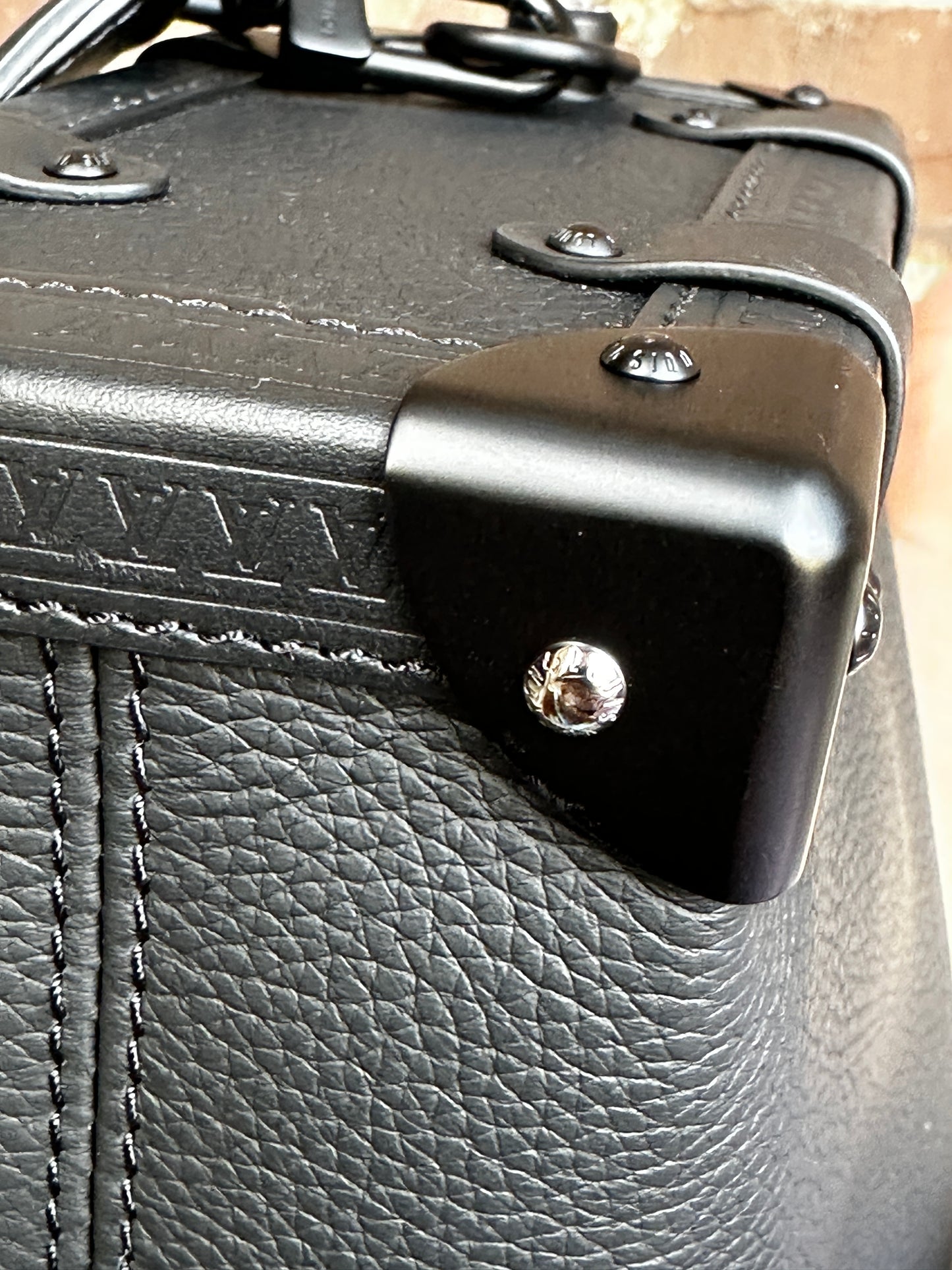 Louis Vuitton Side Trunk Handbag Taurillon Leather MM 41124