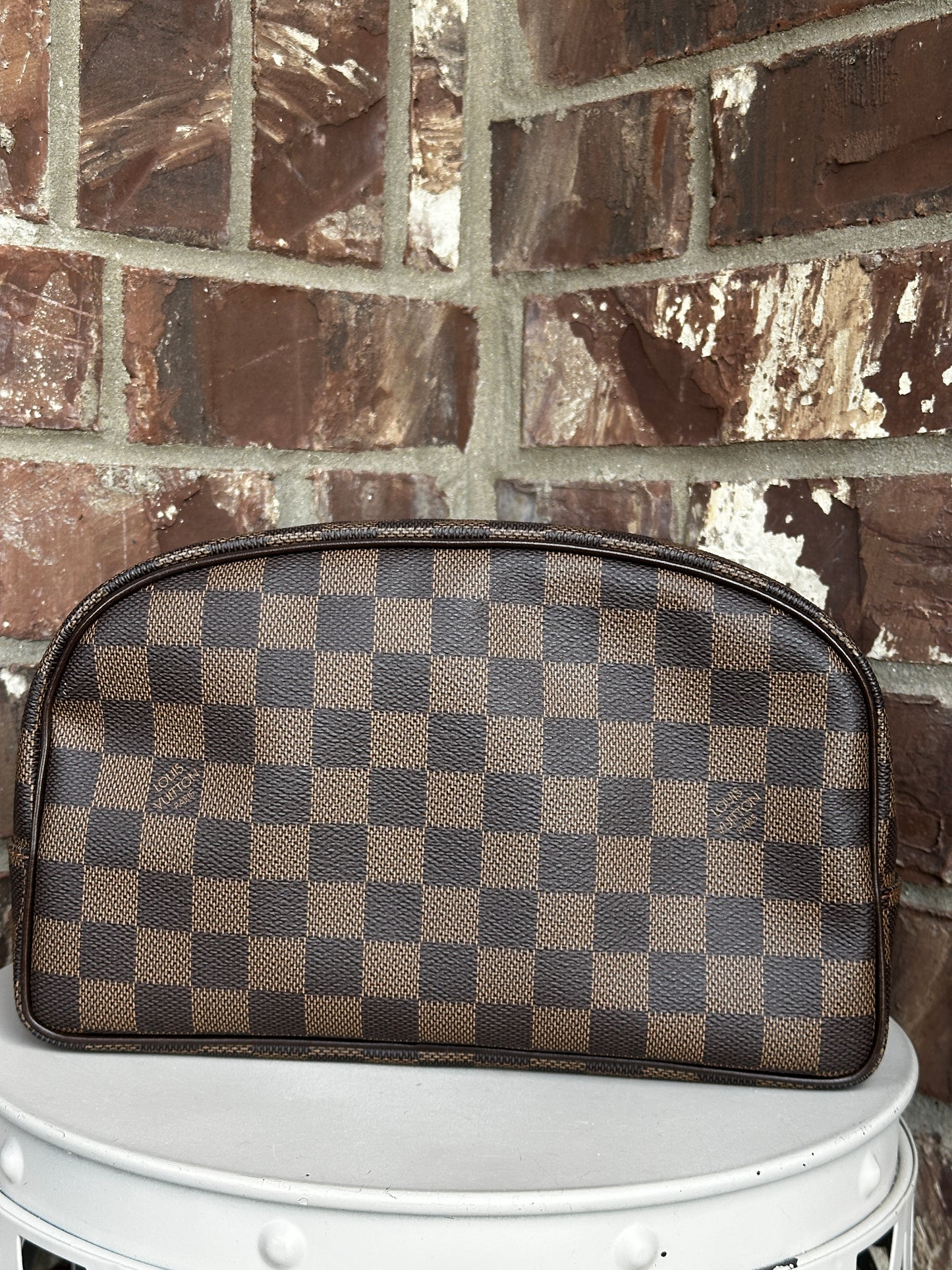 Louis Vuitton Damier Ebene Toiletry Bag 25 - 56578