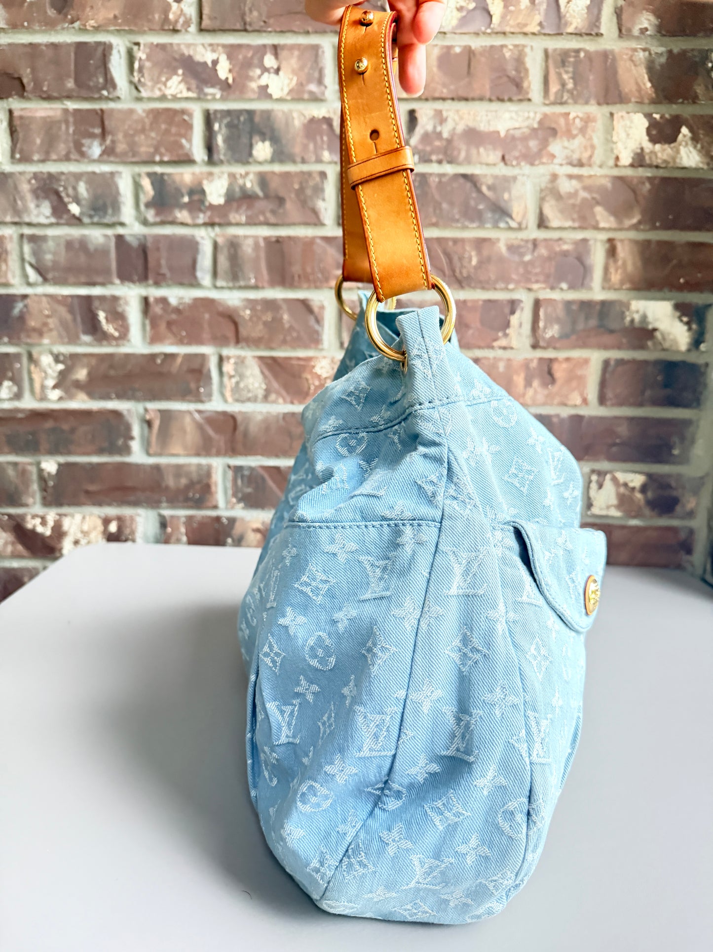 Louis Vuitton Daily Handbag Light Denim GM	74575