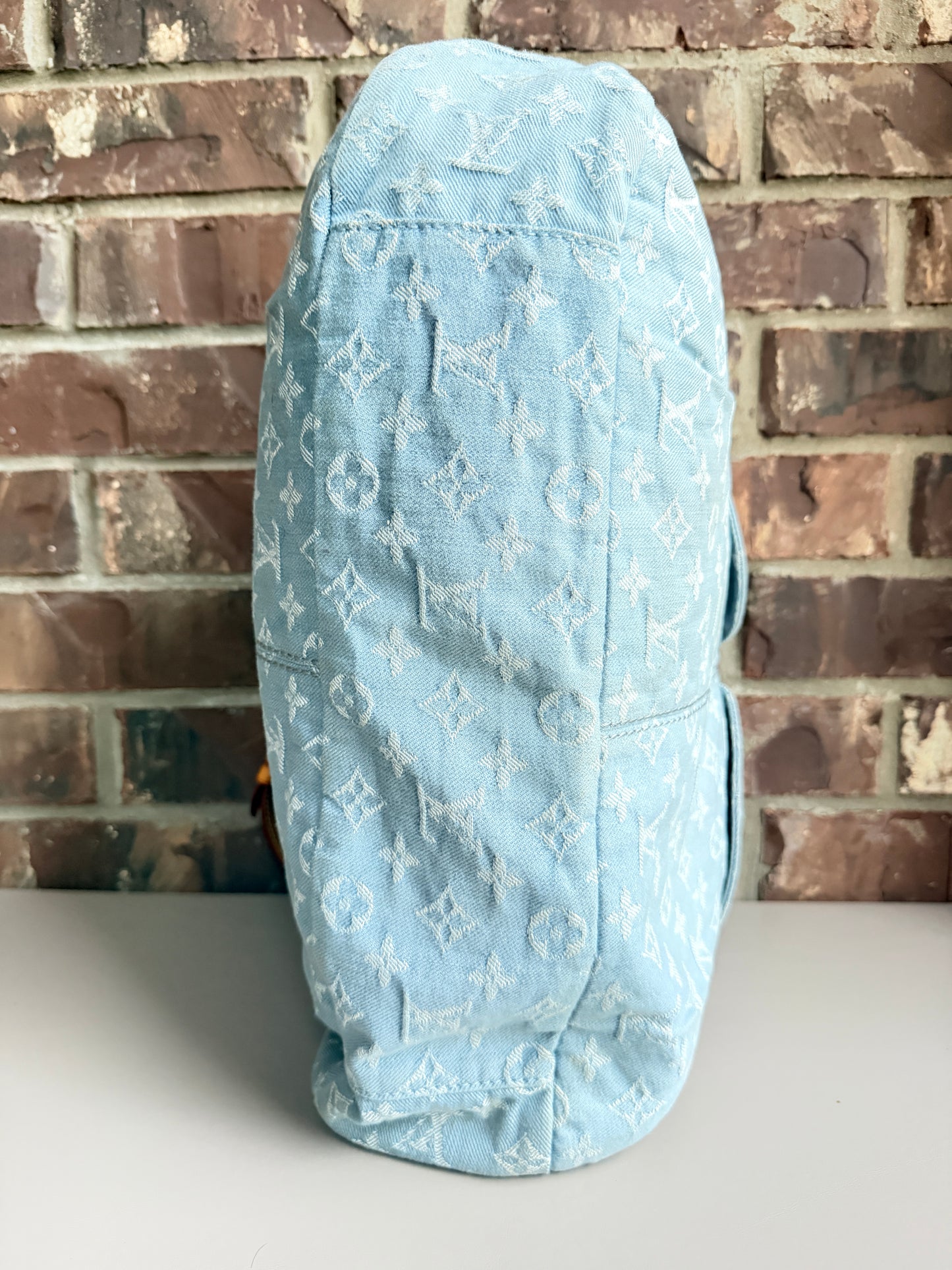 Louis Vuitton Daily Handbag Light Denim GM	74575
