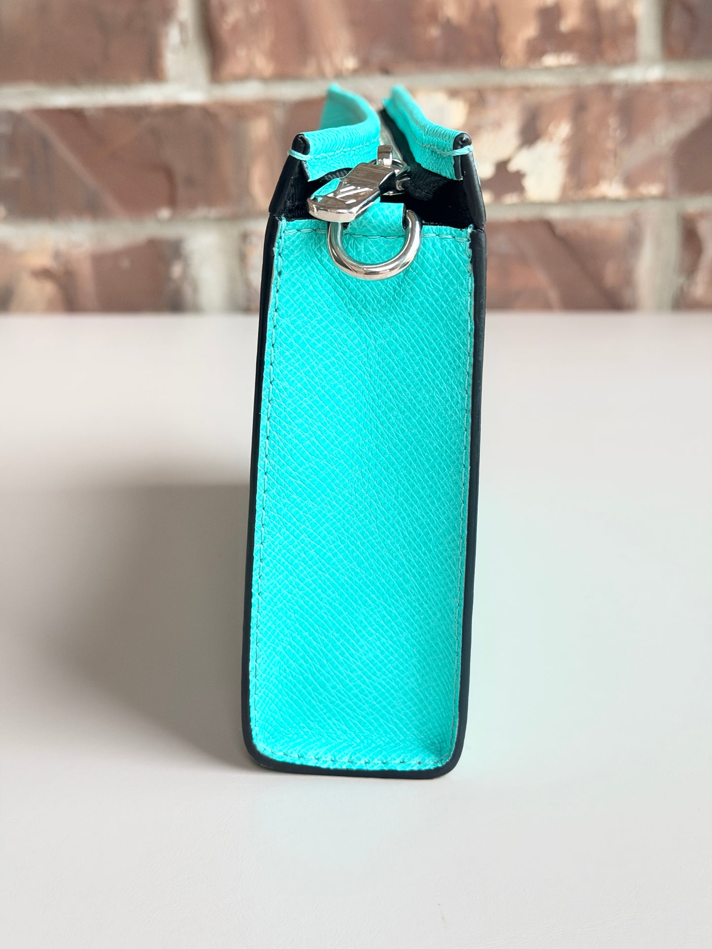 Louis Vuitton Gaston Wearable Wallet Monogram Taigarama - Miami Green 23768