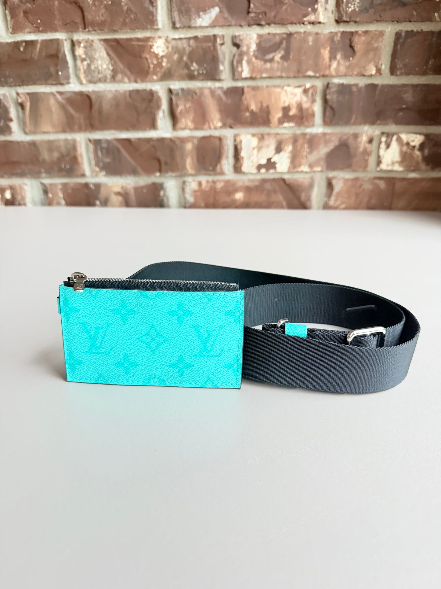 Louis Vuitton Gaston Wearable Wallet Monogram Taigarama - Miami Green 23768