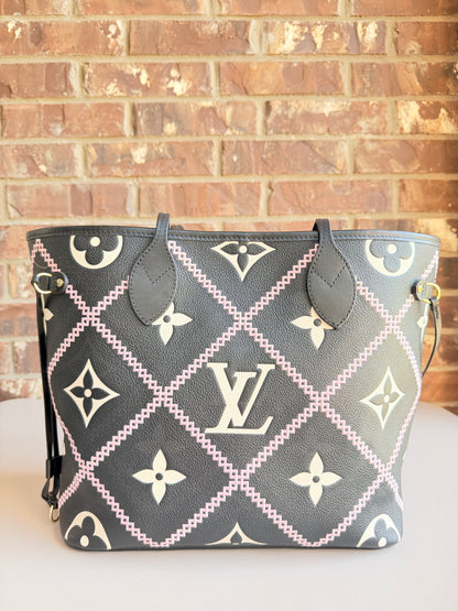 Louis Vuitton Neverfull MM Monogram Empreint Giant Broderies	54986