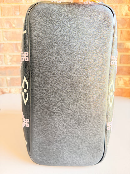 Louis Vuitton Neverfull MM Monogram Empreint Giant Broderies	54986