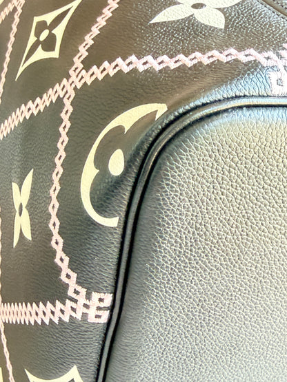 Louis Vuitton Neverfull MM Monogram Empreint Giant Broderies	54986