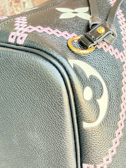 Louis Vuitton Neverfull MM Monogram Empreint Giant Broderies	54986