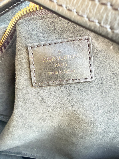 Louis Vuitton Neverfull MM Monogram Empreint Giant Broderies	54986