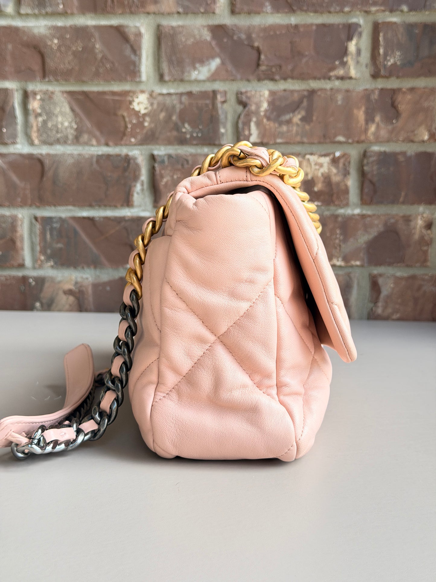 Chanel 19 Flap Bag Quilted Leather Large Light Pink 82937
