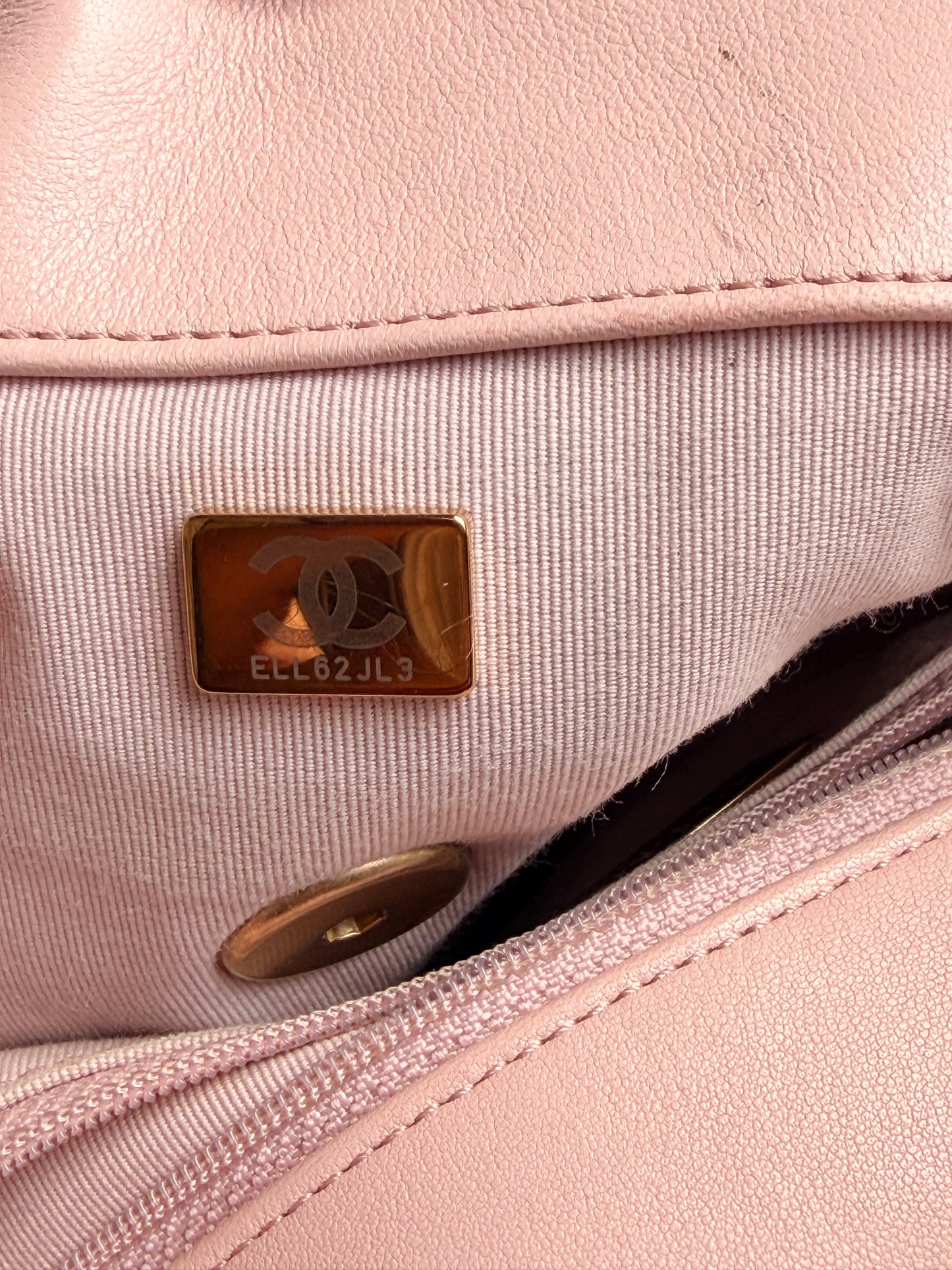 Chanel 19 Flap Bag Quilted Leather Large Light Pink 82937
