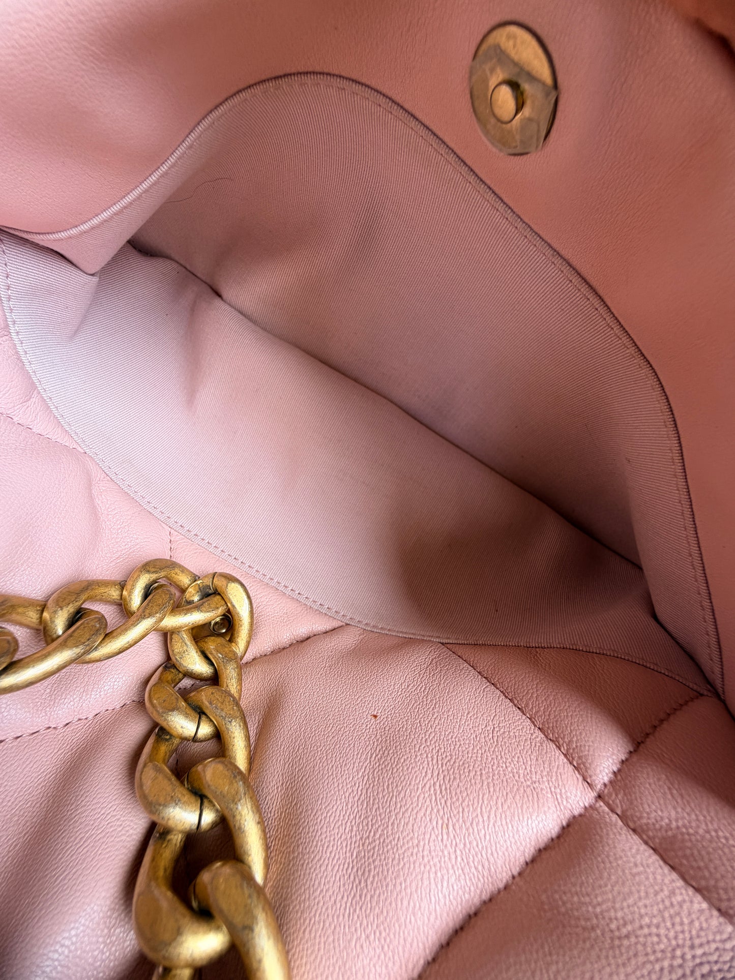 Chanel 19 Flap Bag Quilted Leather Large Light Pink 82937