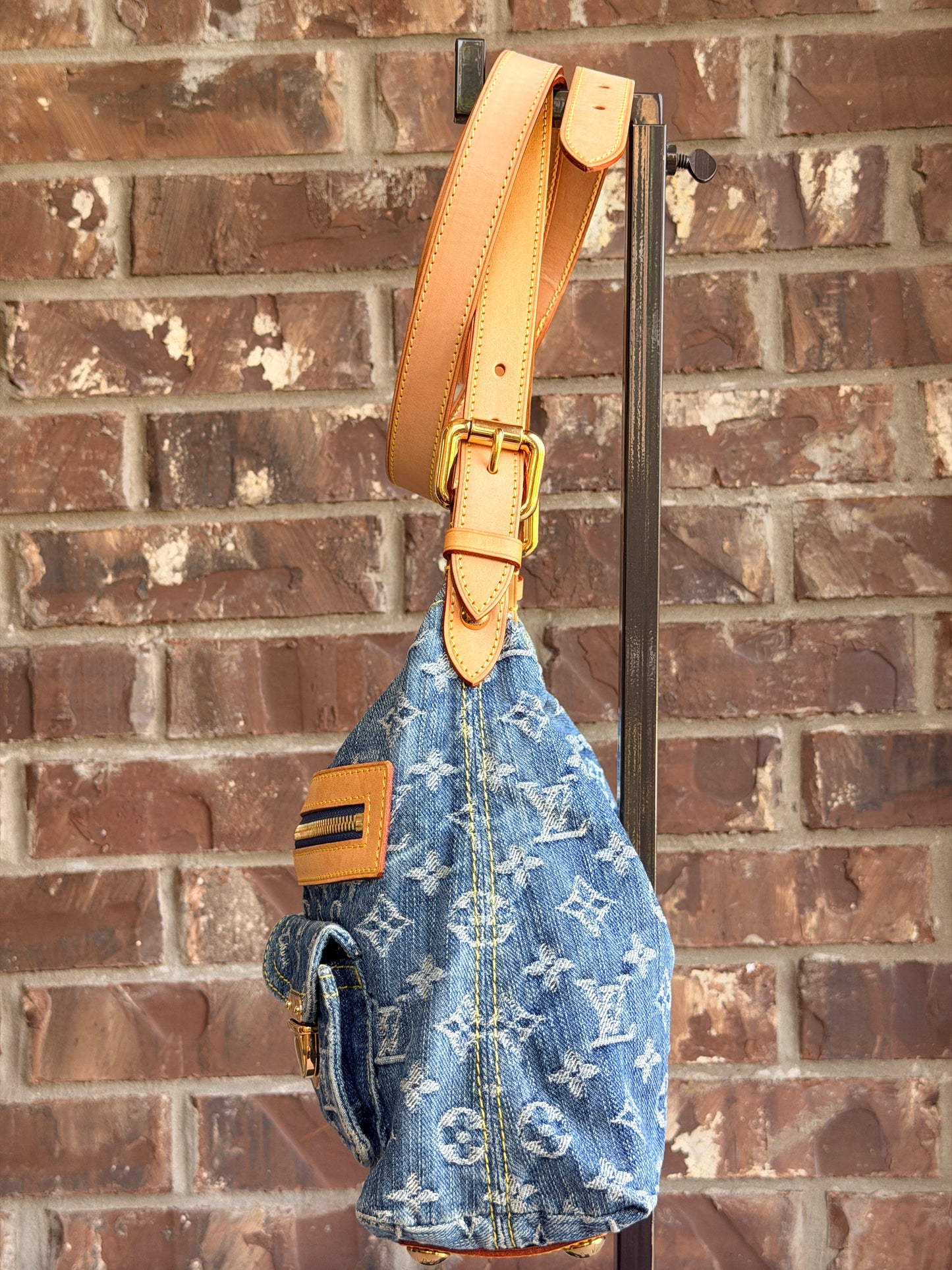 Louis Vuitton Baggy Handbag Denim PM	Blue 52384