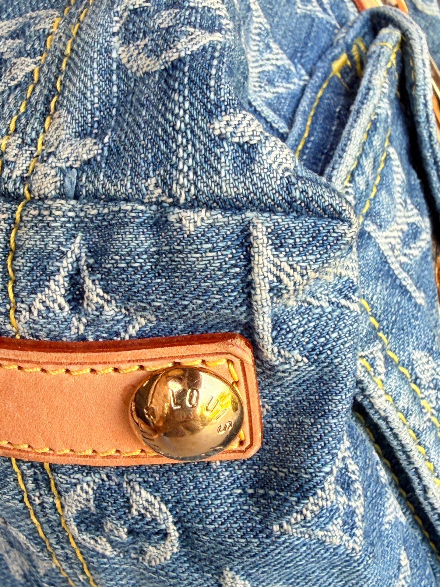 Louis Vuitton Baggy Handbag Denim PM	Blue 52384