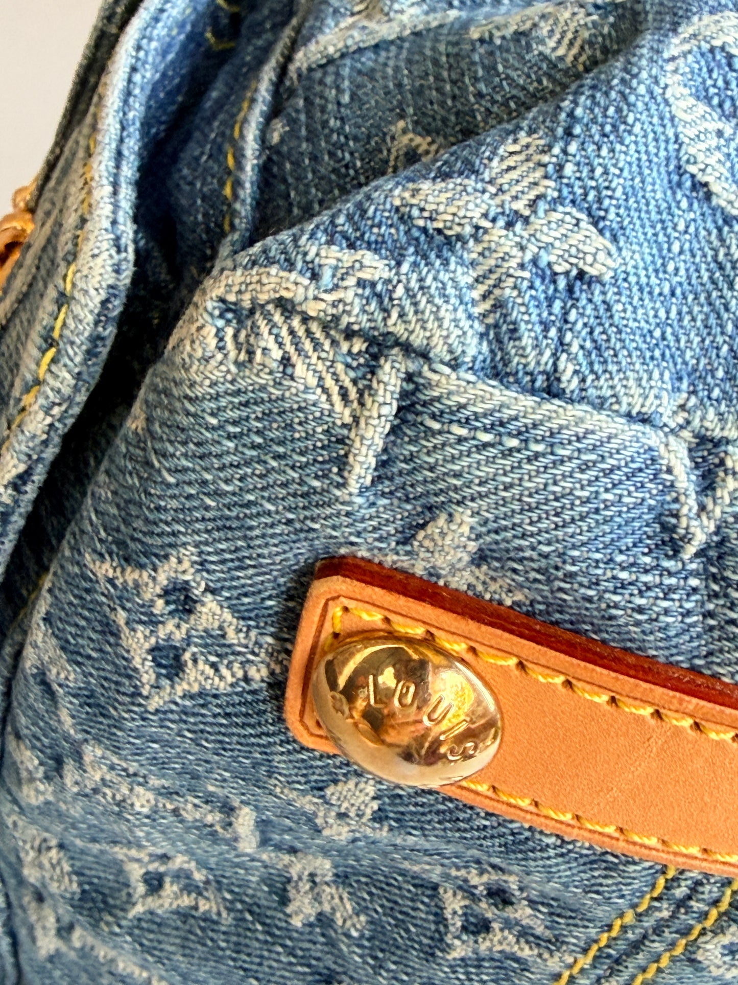 Louis Vuitton Baggy Handbag Denim PM	Blue 52384