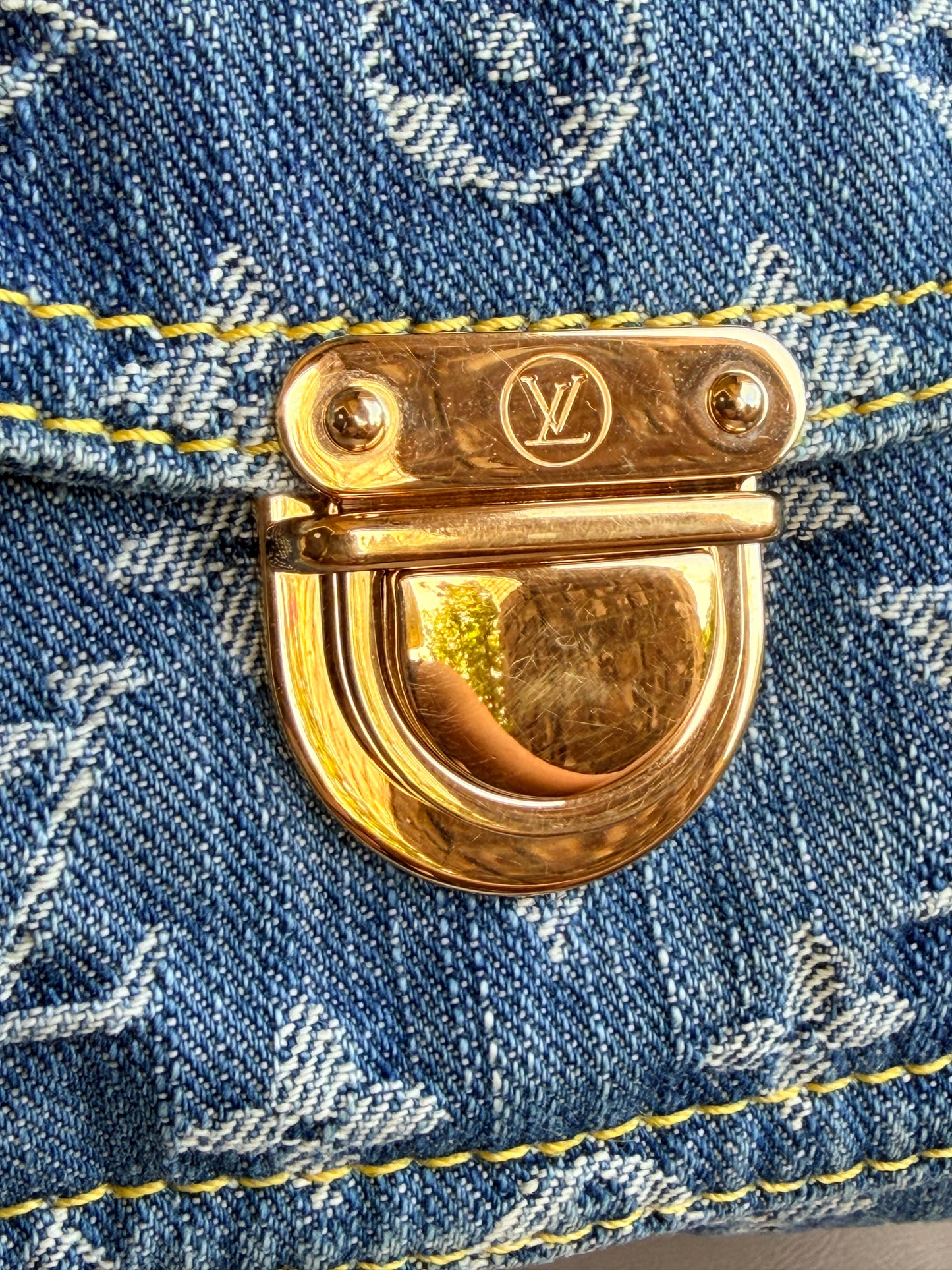 Louis Vuitton Baggy Handbag Denim PM	Blue 52384