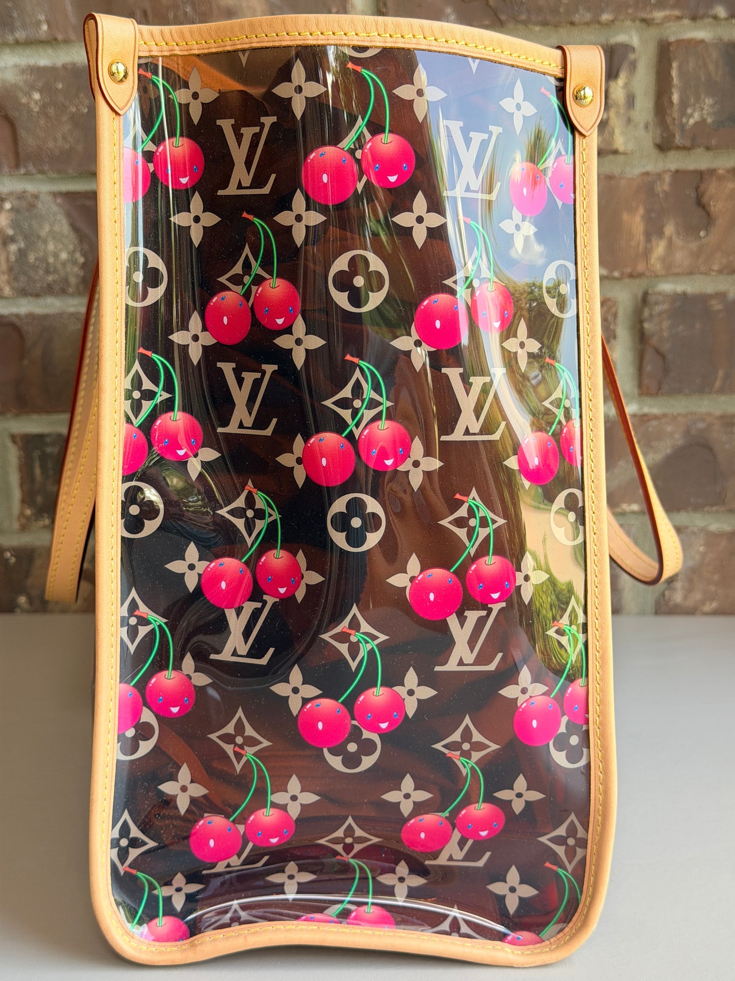 Louis Vuitton x Takashi Murakami OnTheGo Tote Monogram Cerises PVC GM	72346