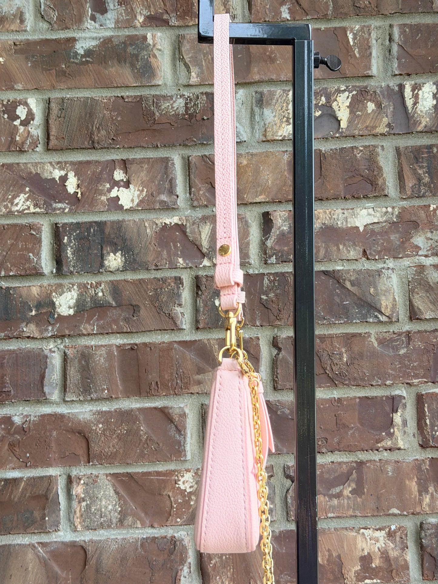Louis Vuitton Easy Pouch on Strap By The Pool Monogram Empreinte Giant Pink 78285