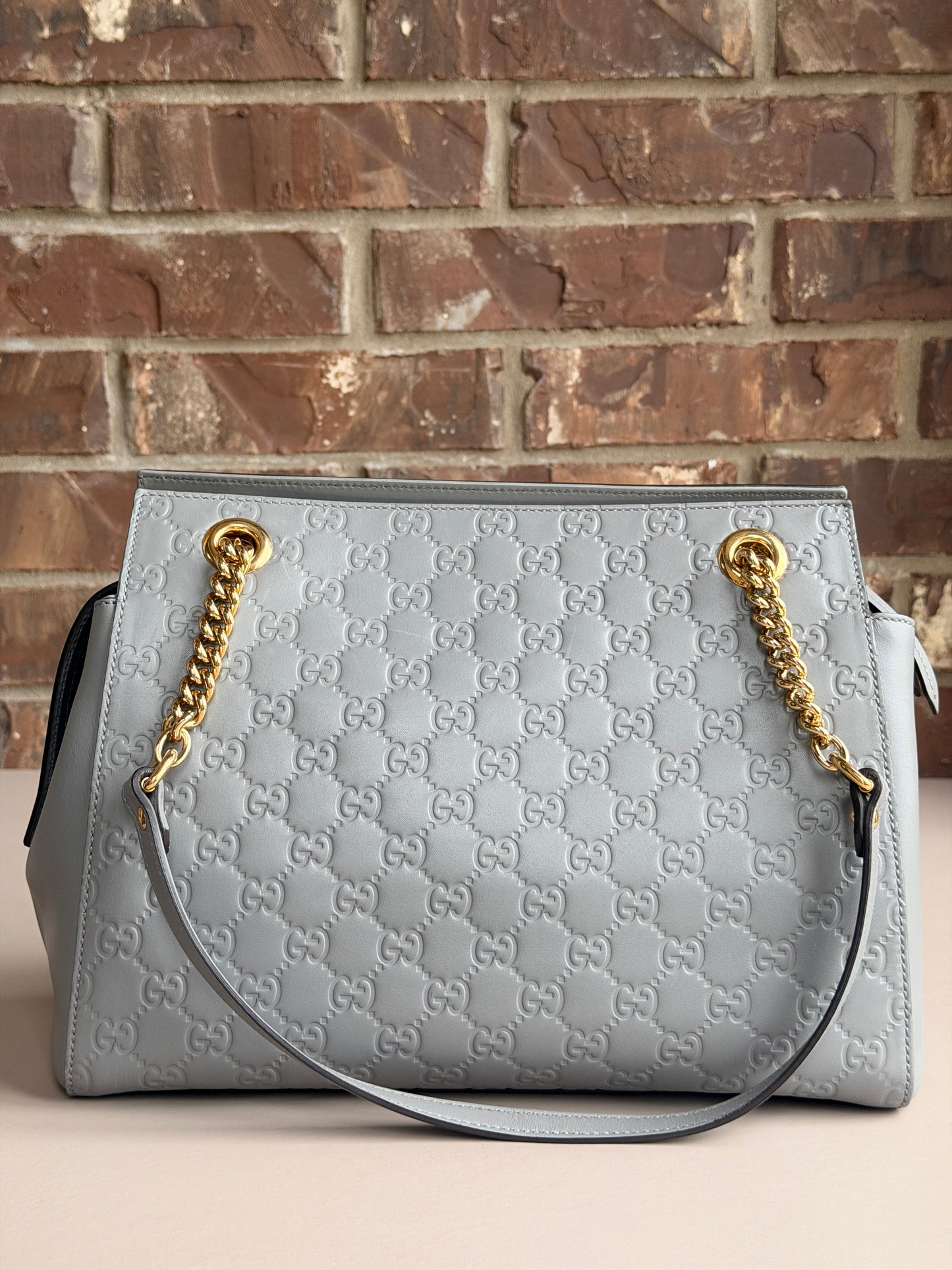 Gucci Soft Signature Shoulder Bag Guccissima Leather Medium Grey	94384
