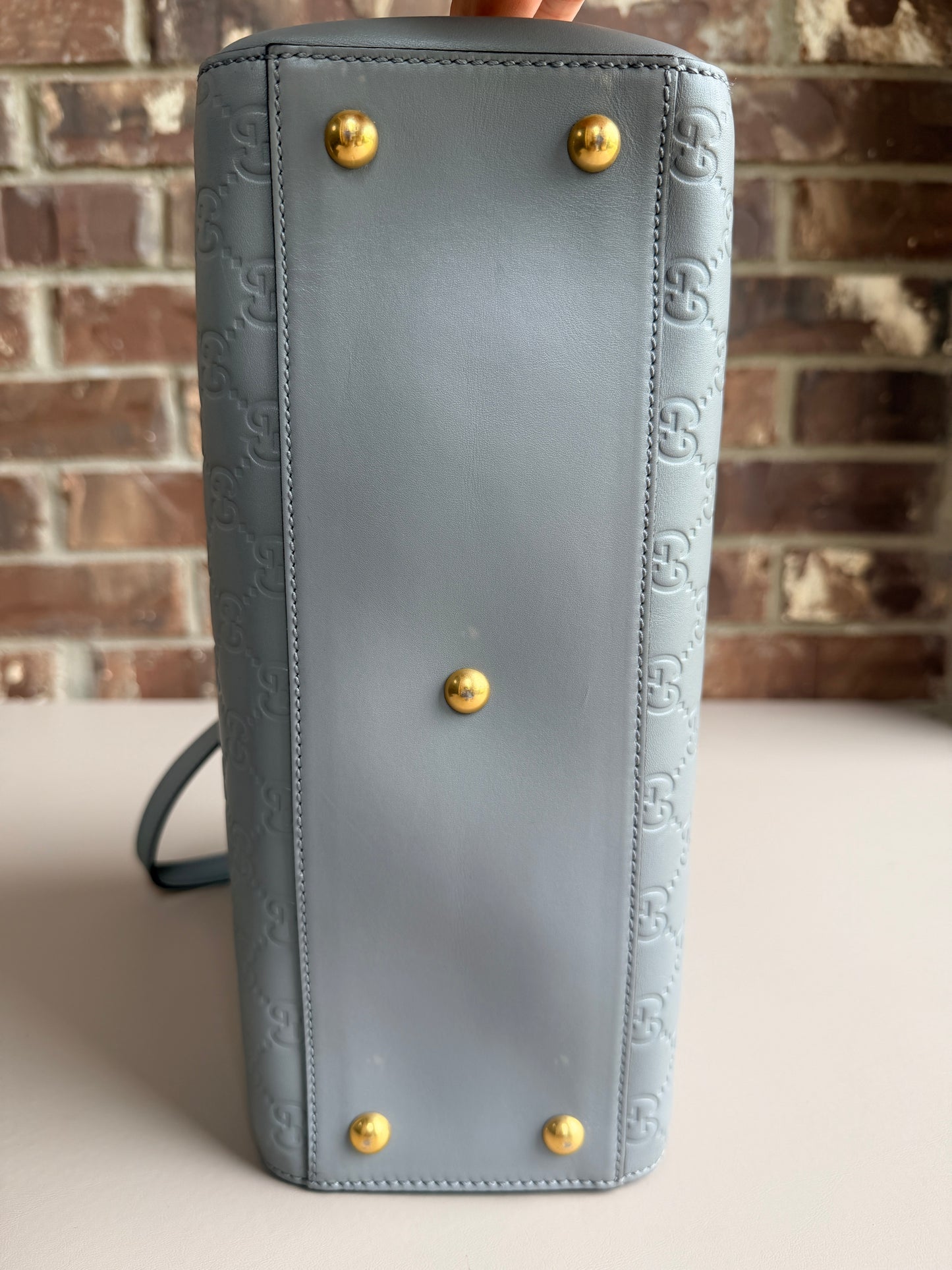 Gucci Soft Signature Shoulder Bag Guccissima Leather Medium Grey	94384