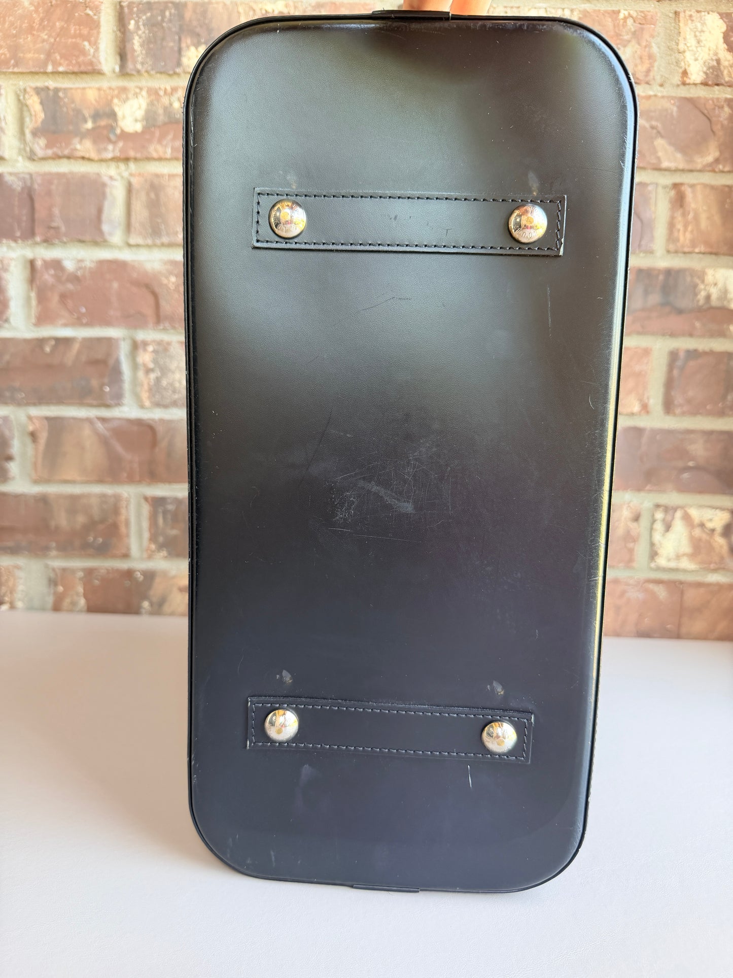Louis Vuitton Alma Handbag Epi Leather GM Black 78423