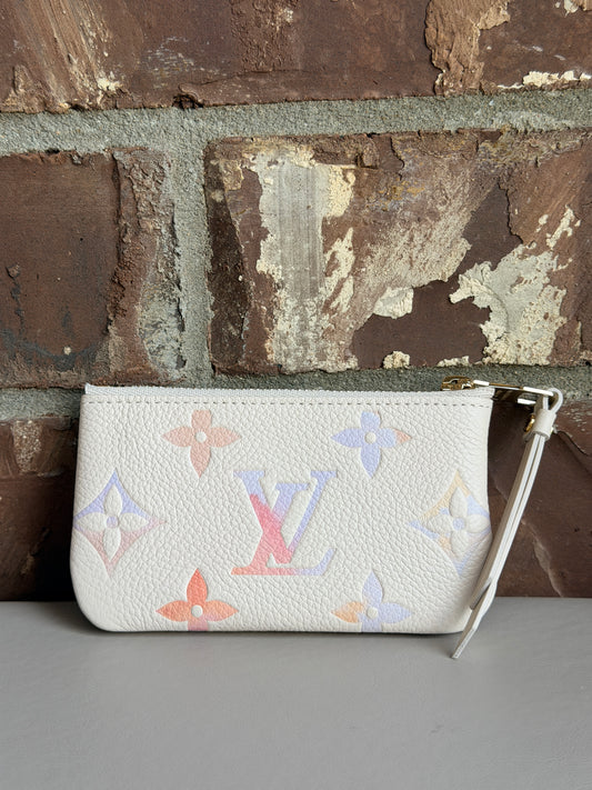 Louis Vuitton Dream Key Pouch	53335