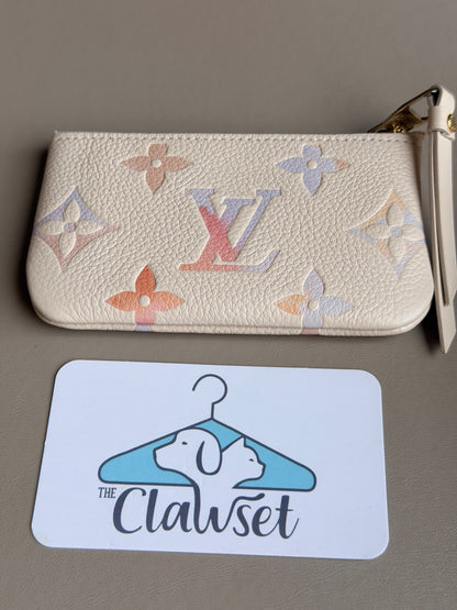 Louis Vuitton Dream Key Pouch	53335