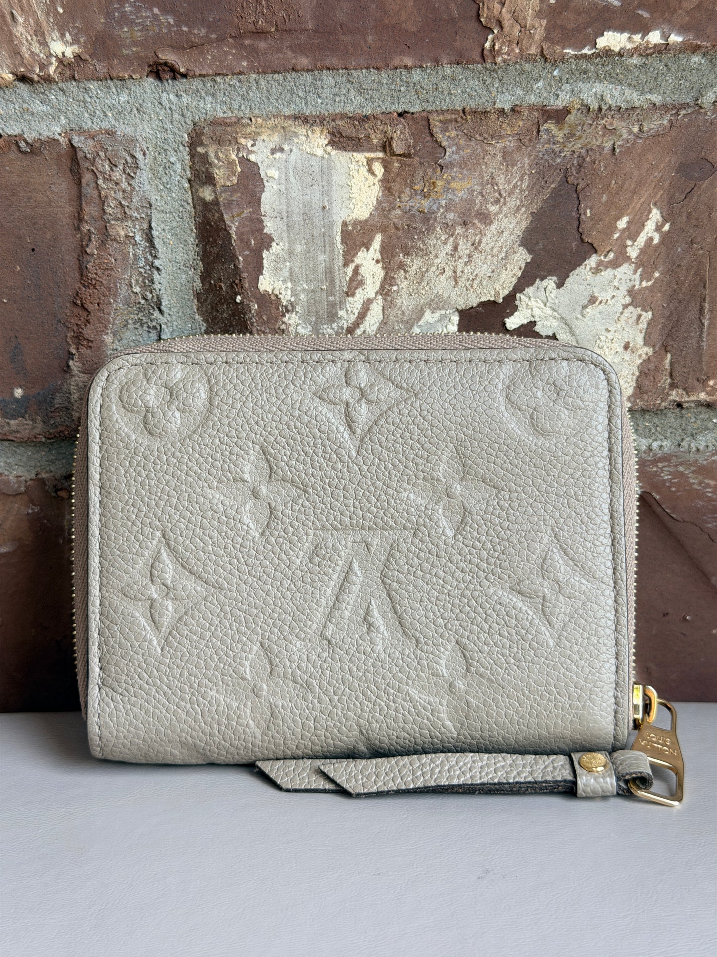 Louis Vuitton Zippy Coin Wallet Turtledove Gray 54626