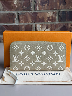 Louis Vuitton Spring In The City Zippy Wallet	29374
