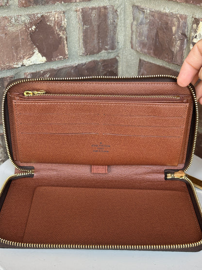 Louis Vuitton Organizer Wallet 32467