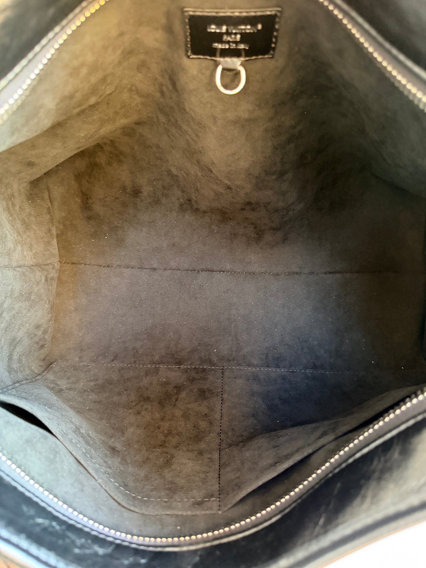 Louis Vuitton Travel Carryall Vibe 37489
