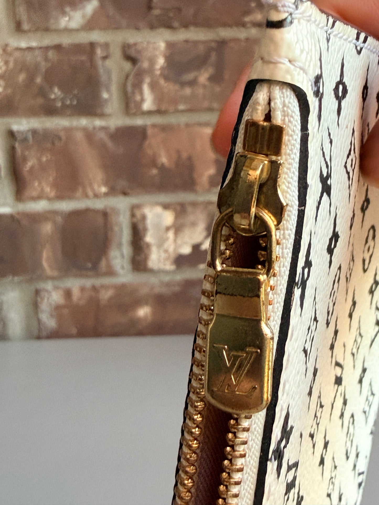 Louis Vuitton Monogram Giant Neverfull Pochette - 72846