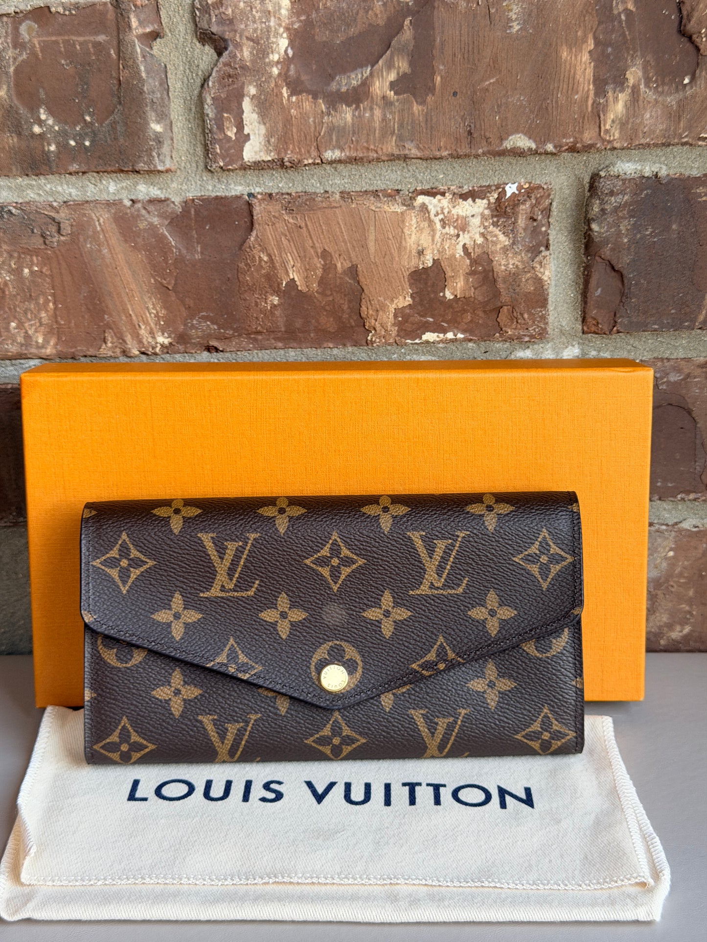 Louis Vuitton Sarah Monogram Wallet Brown 37458