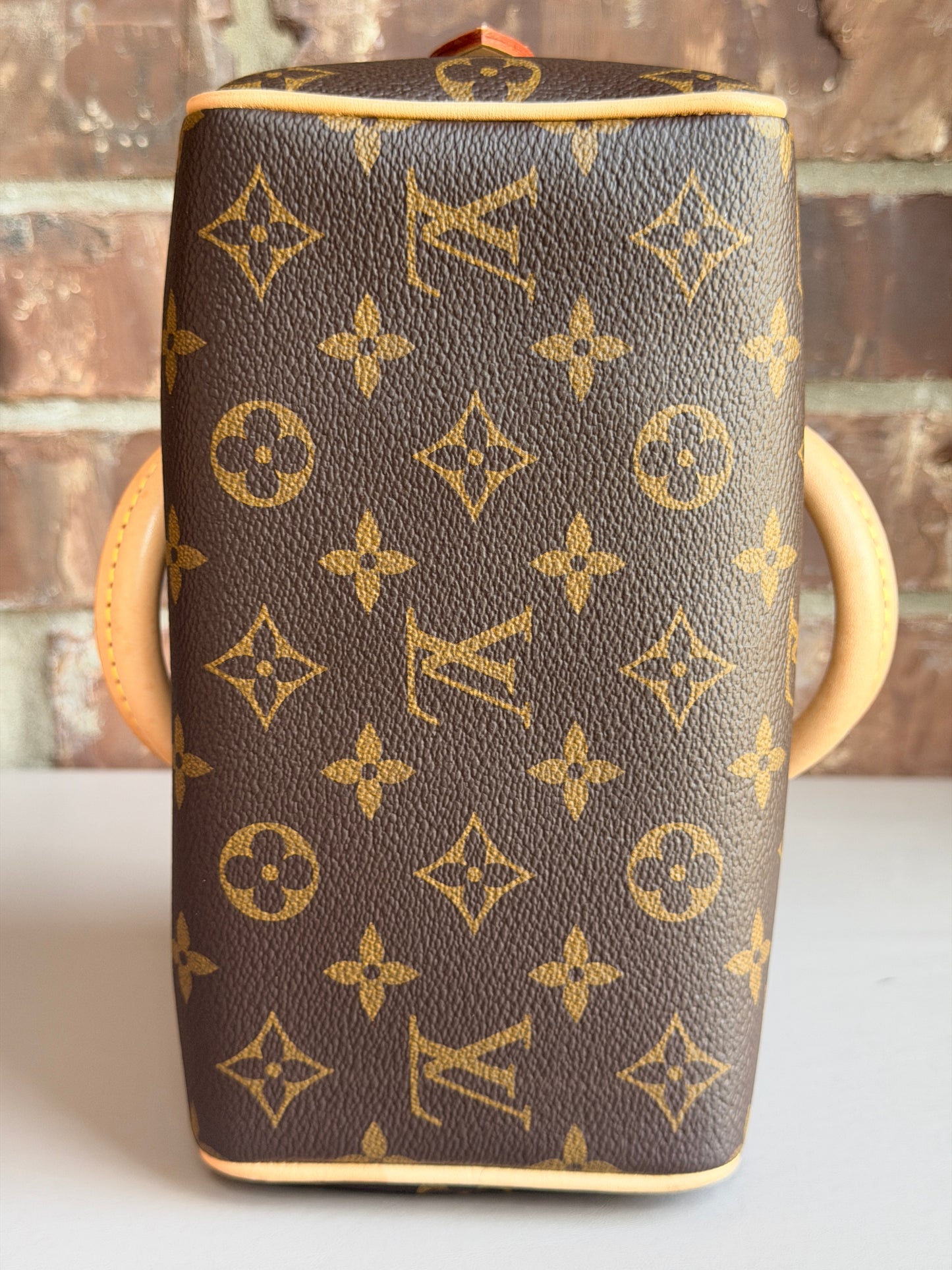 Louis Vuitton Monogram Canvas Speedy Bandouliere 20 Brown - 78943