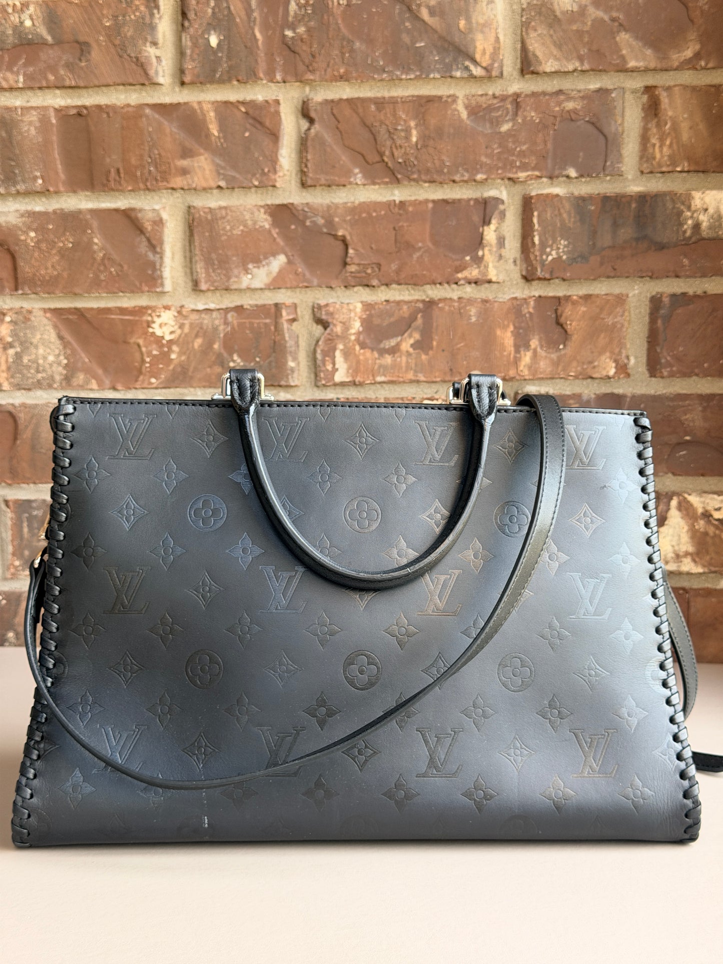 Louis Vuitton Very Zipped Tote Monogram Leather Black 72423