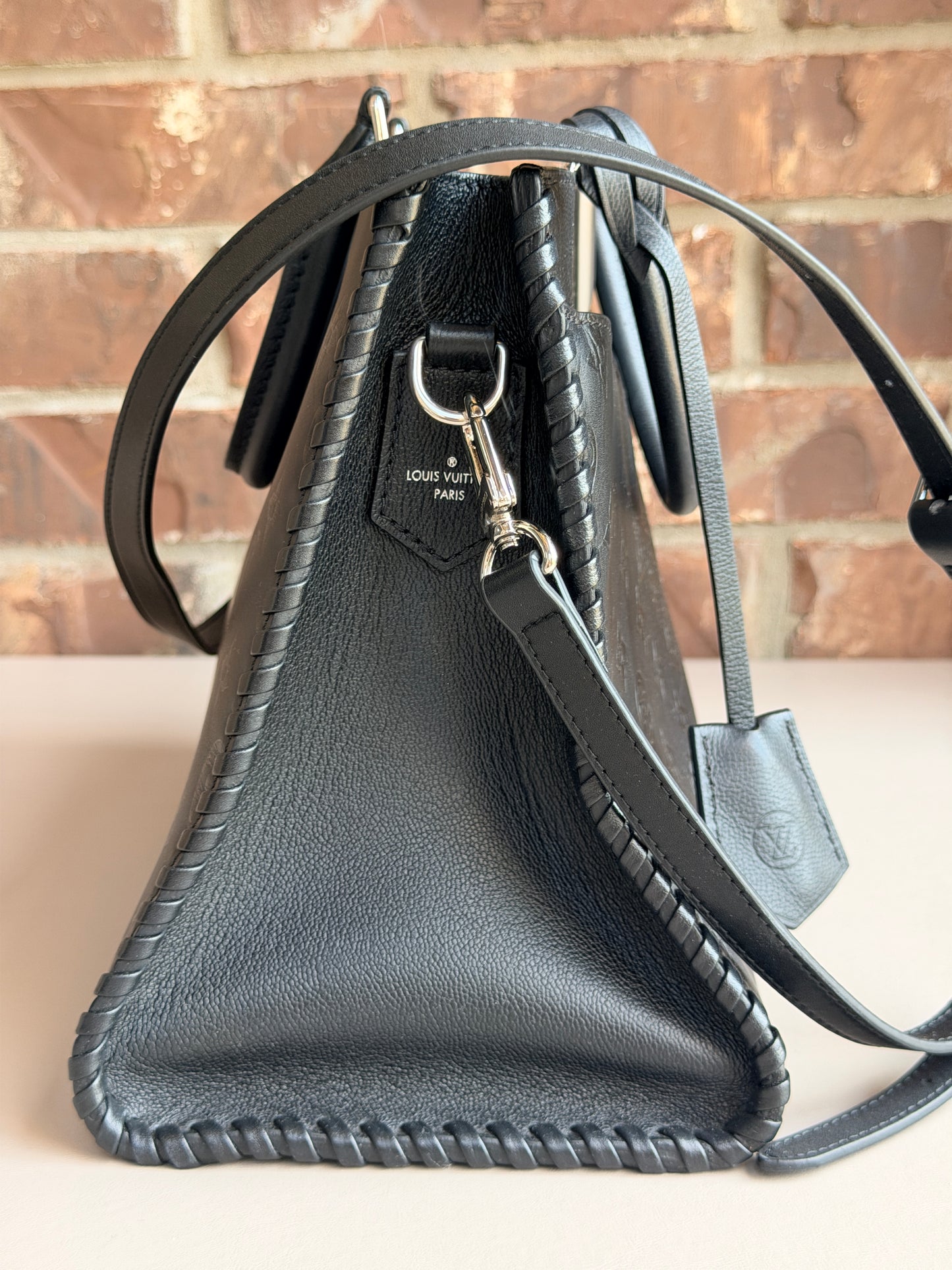 Louis Vuitton Very Zipped Tote Monogram Leather Black 72423