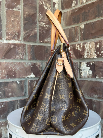 Louis Vuitton Rivoli Handbag Monogram Canvas MM 32703