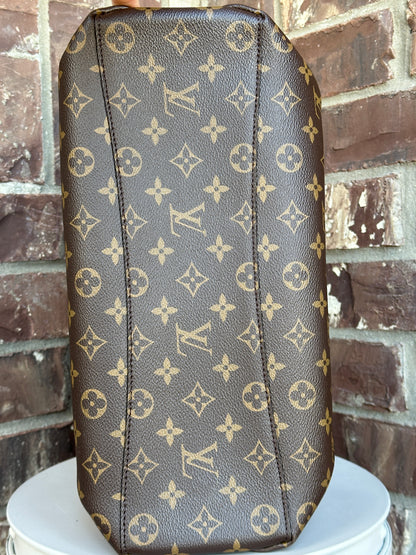 Louis Vuitton Rivoli Handbag Monogram Canvas MM 32703