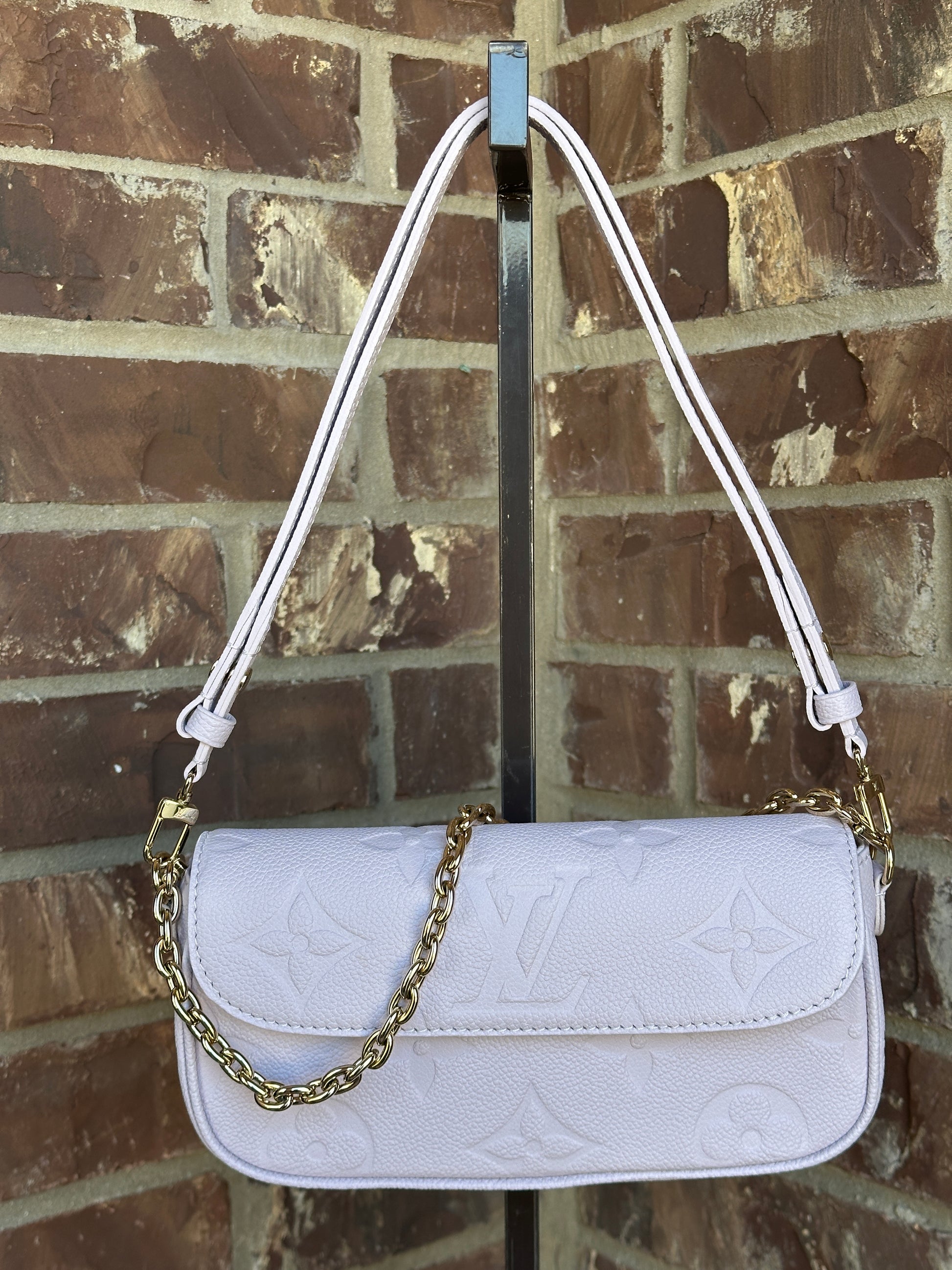 Louis Vuitton Ivy Wallet on Chain Monogram Empreinte Giant 43857