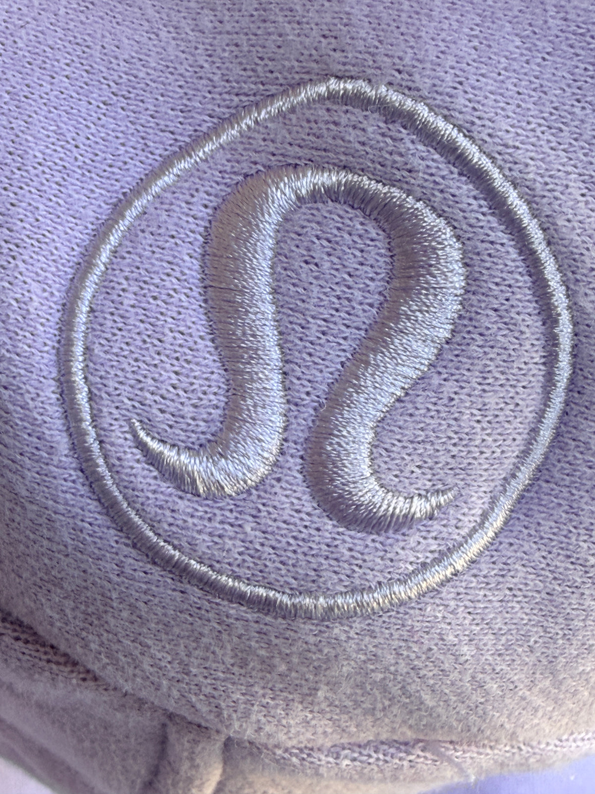 Lululemon Women's Cropped Hoodie Sweatshirt Lavender Purple M/L Pullover